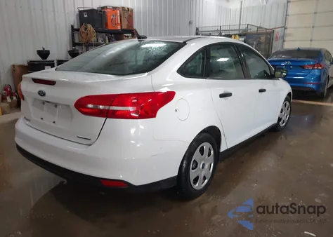 2016 Ford Focus S from USA, damaged, VIN 1FADP3E2XGL202559